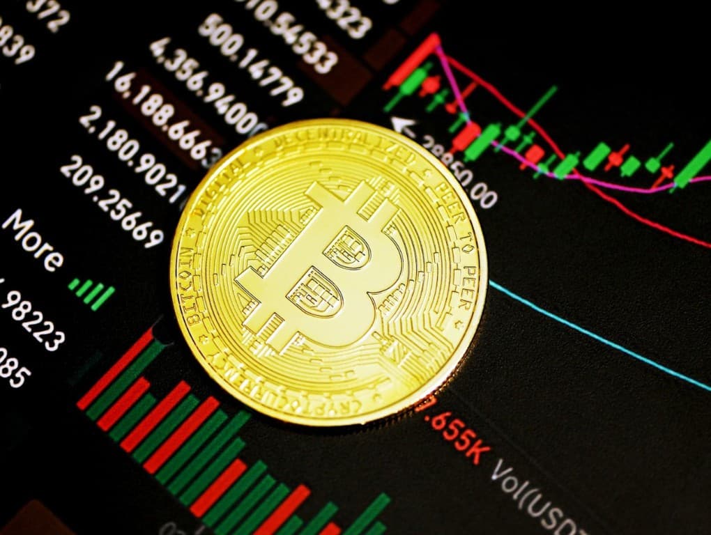 Gambar Ikut Menghijau! Saham Kripto di AS Melonjak Saat Bitcoin Tembus $66.000