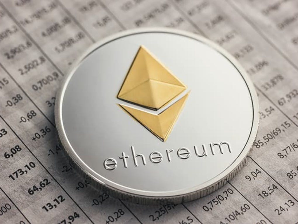 Gambar Prediksi Harga Ethereum 2023, Bisa Melonjak Hingga Berkali-Kali Lipat? Ini Kata Vitalik Buterin!