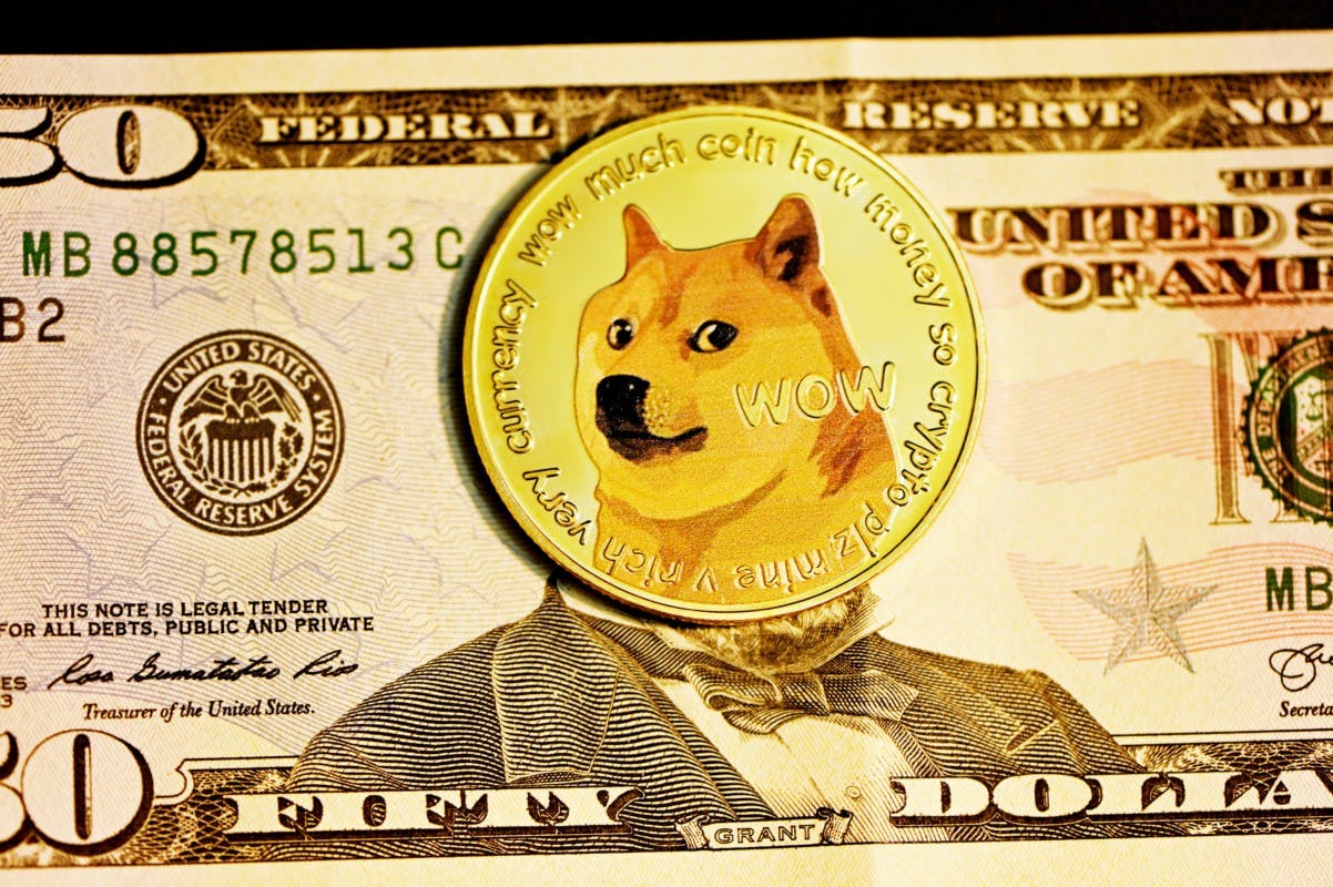 Gambar Kalahkan BTC dan LTC, Transaksi Harian Dogecoin (DOGE) Meroket, Kok Bisa?
