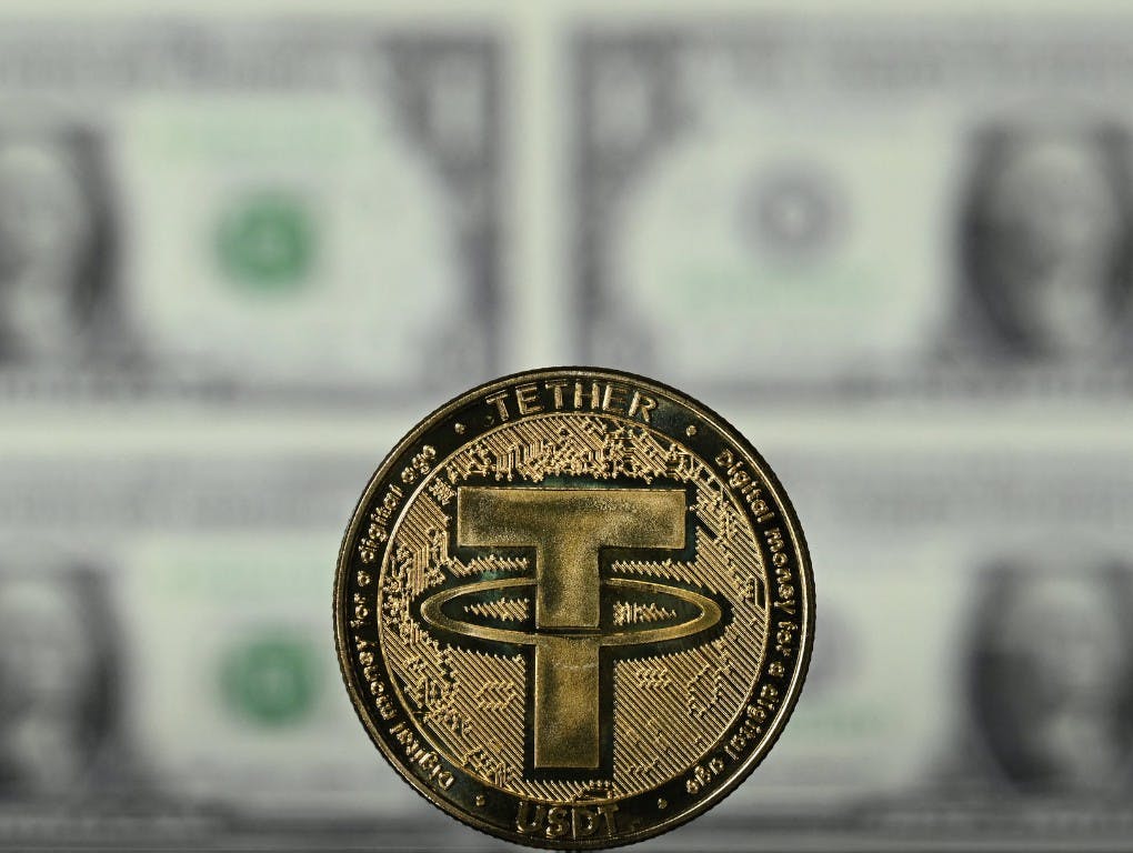 Gambar Investor Tarik Ratusan Juta Dolar dari Tether (USDT), Apa yang Terjadi?