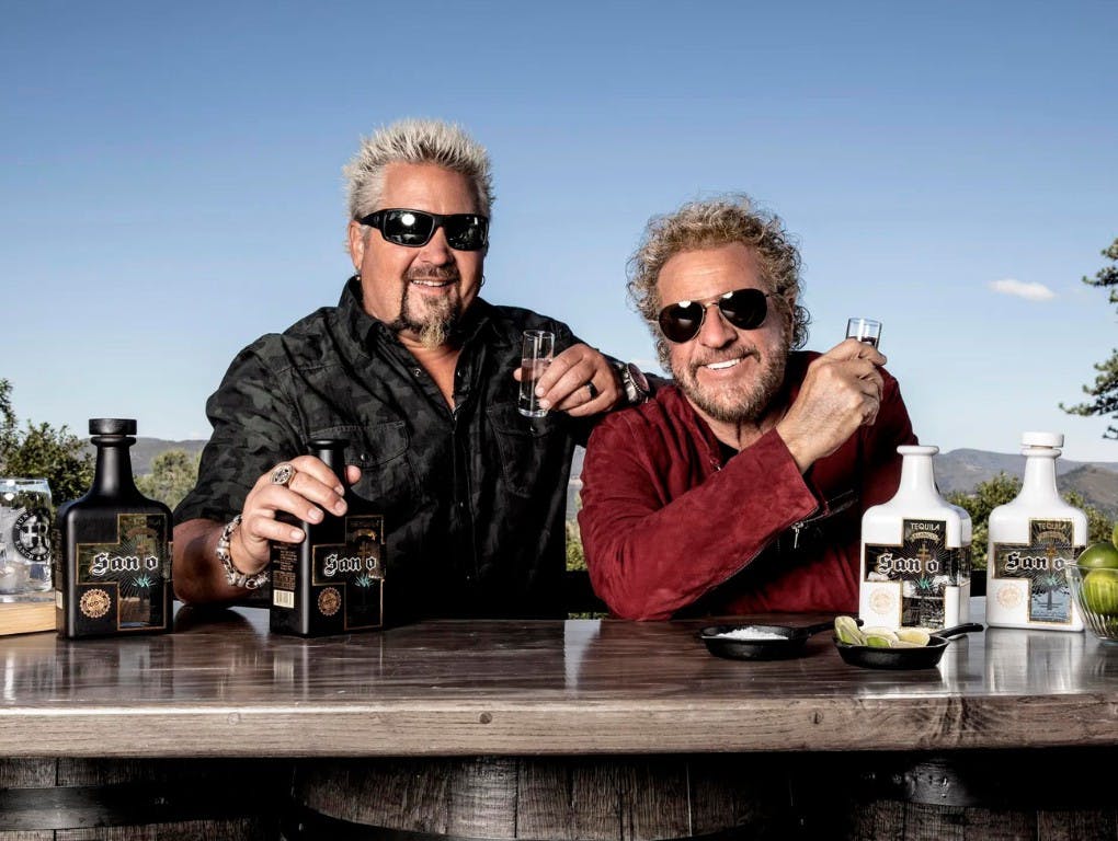 Gambar Guy Fieri dan Sammy Hagar Luncurkan Program Loyalitas Tequila Web3 Era Baru!