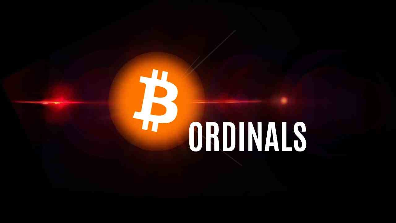 Gambar Diskusi Panas: Penyimpanan Bitcoin Ordinals Versus Penyimpanan NFT off-chain