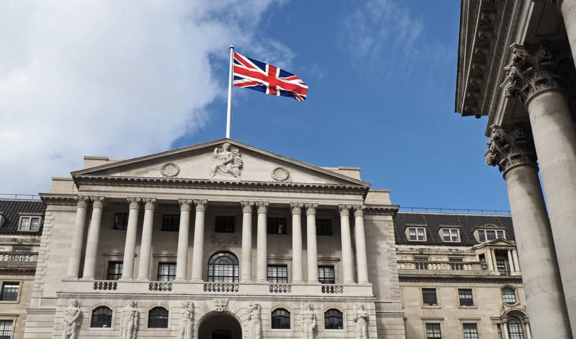 Gambar Bank of England Menaikkan Suku Bunga untuk Ke-14 Kalinya, Ada Apa?