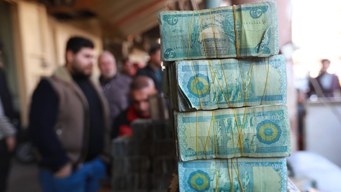 Gambar Irak Menghentikan Transaksi Dolar Tunai, Apa Dampaknya Bagi Kamu?