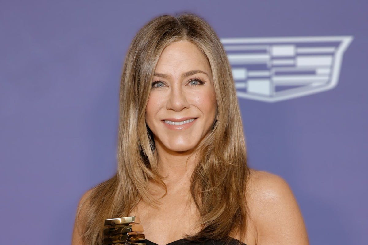 Gambar Bitcoin Menyapa Dunia Hiburan? Jennifer Aniston Sebut ‘Bitcoin’ di Acara Apple TV!