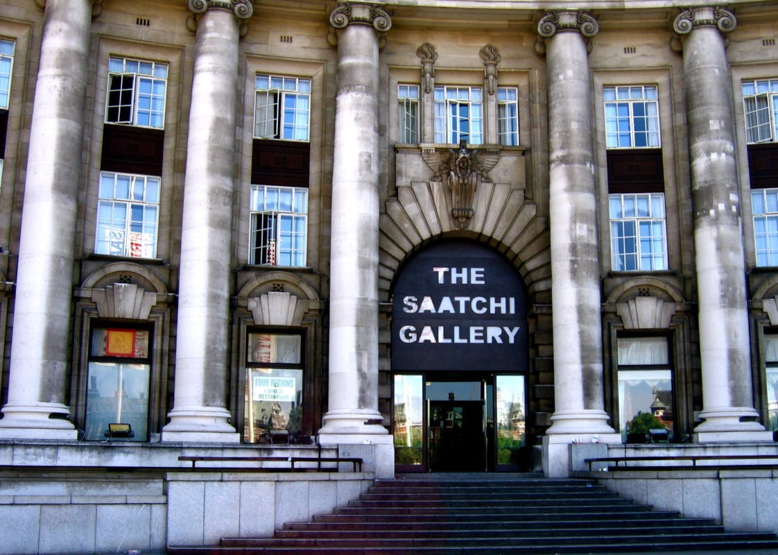 Gambar Revolusi Seni di Saatchi Gallery: NFT Mengambil Pusat Panggung!