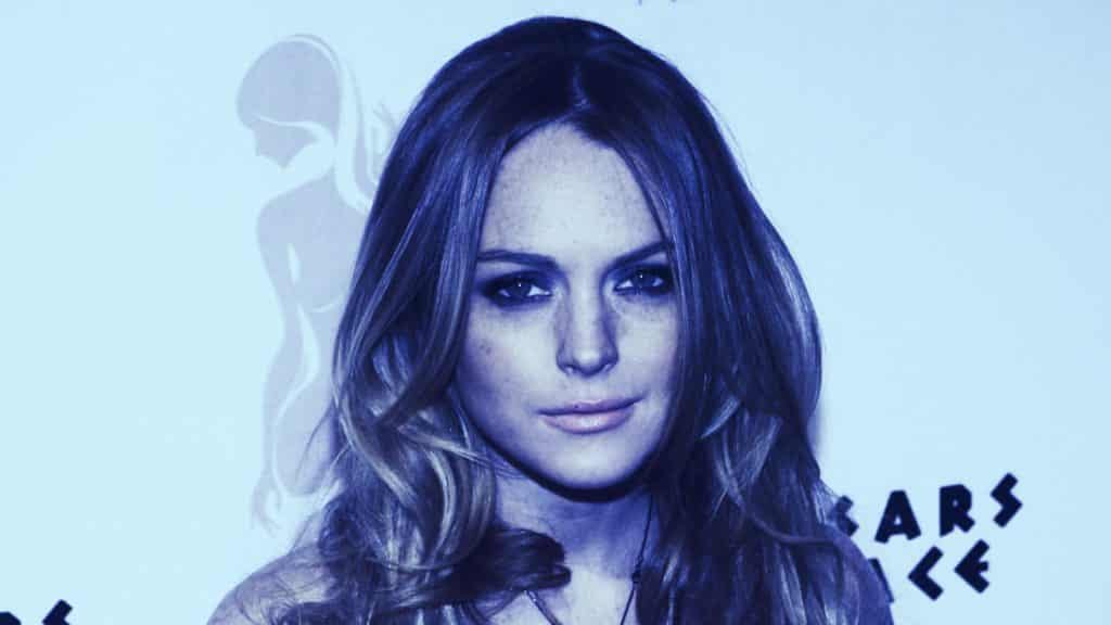 Lindsay Lohan Terjun ke NFT dengan Melelang Karyanya