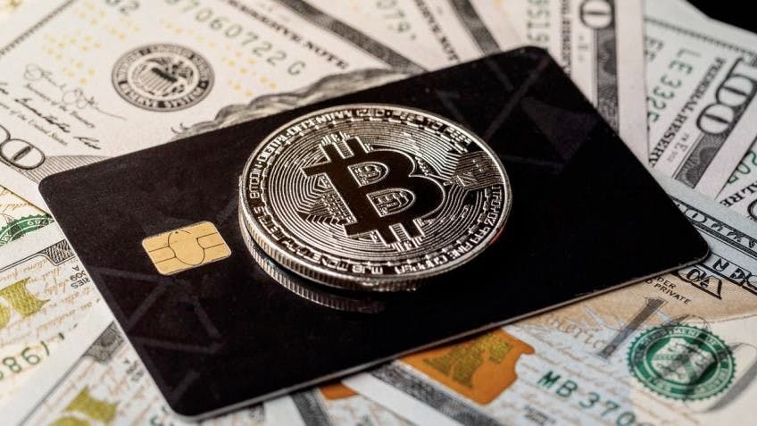 Gambar El Salvador Kenalkan Layanan “Bitcoin Tap-to-Pay” Bolt Card